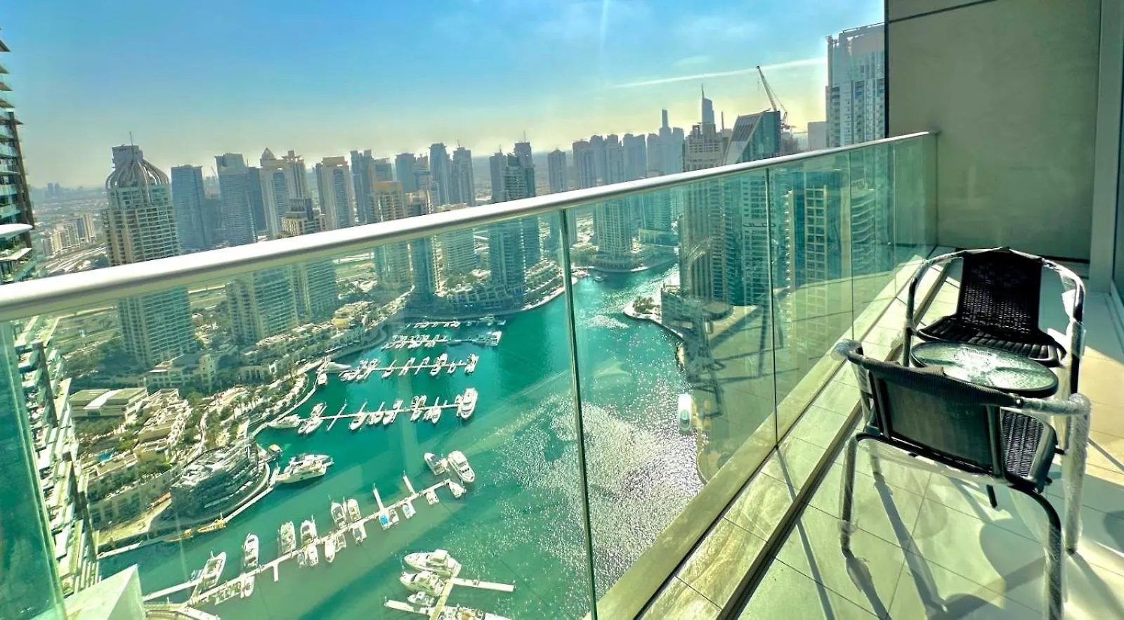 Apartment Sleek Living With Sea Views In Damac Heights Marina By Bhavan Vacation Homes Dubai