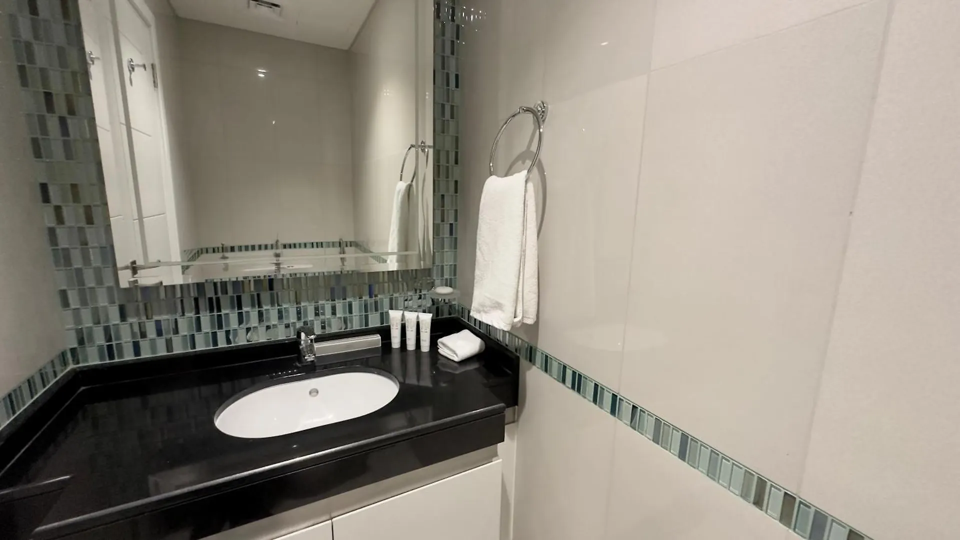 Sleek Living With Sea Views In Damac Heights Marina By Bhavan Vacation Homes Dubai